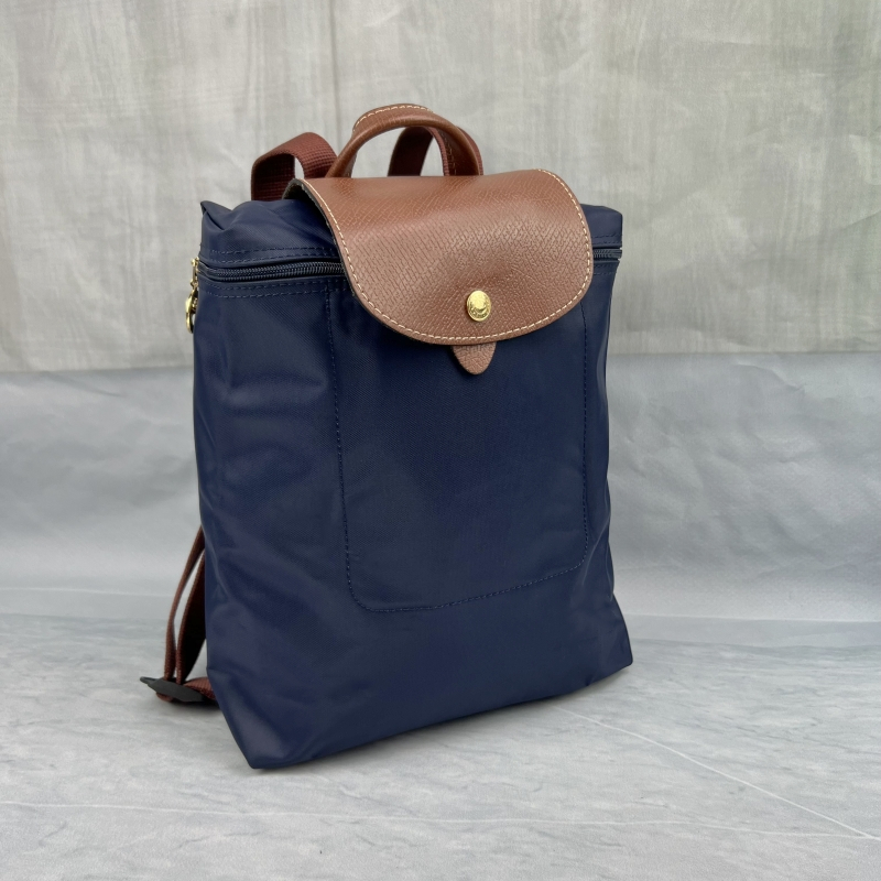 War Horse Nylon Backed Ba lô chống nước Túi du lịch thời trang giải trí