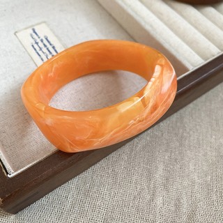 Đai cổ tay bằng mây thủ công, phong cách cổ điển thời trang, thiết kế đơn giản dễ tùy chỉnh, phù hợp cho phụ nữ.