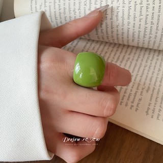 Nhẫn vuông hình học nhựa, phong cách Châu Âu và Mỹ, chủ đề rừng - Thiết kế độc đáo cho nàng ngọt ngào