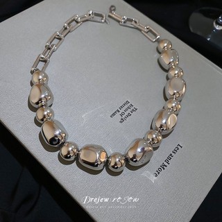 Vòng cổ mặt đá kim loại châu Âu và Mỹ đính cườm tròn, phong cách lạnh lùng dành cho nữ