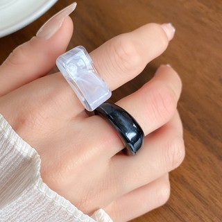 Bộ 5 Nhẫn Acrylic Nữ Phong Cách Retro