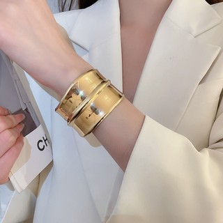 Vòng tay kim loại viền rộng dành cho nữ, phong cách châu Âu và Mỹ