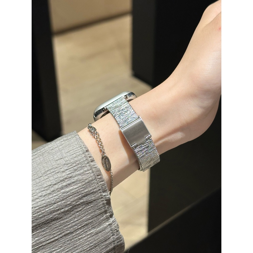 Dây đeo khóa bằng thép không gỉ có họa tiết dành cho nữ Thích hợp cho Apple Watch S11 SE3 Ultra3 S10 S9 S8 SE S7 S6 Ultra 49mm 46mm 42mm 44mm 41mm 45mm Dây đeo cổ tay