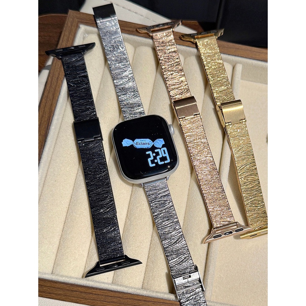 Dây đeo khóa bằng thép không gỉ có họa tiết dành cho nữ Thích hợp cho Apple Watch S11 SE3 Ultra3 S10 S9 S8 SE S7 S6 Ultra 49mm 46mm 42mm 44mm 41mm 45mm Dây đeo cổ tay