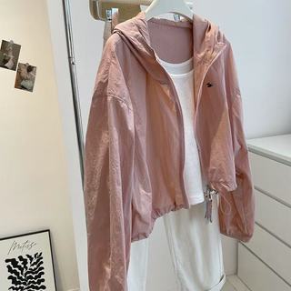 Mũ và áo khoác unisex chống nắng UV, bảo vệ khỏi tia cực tím, nhẹ và mềm mại, phù hợp cho hoạt động thể thao ngoài trời.