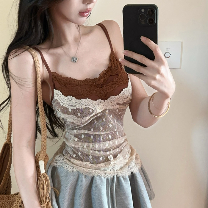 Gạc chấm bi hai mảnh giả và dây đeo ren