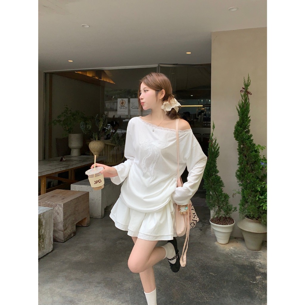 [BANKO] Áo thun nữ style Hàn Quốc mùa hè, chất liệu ren với nơ trắng và thiết kế vai slanted