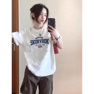 Áo Thun Nữ Oversize Bông Phong Cách Unisex Dễ Thương