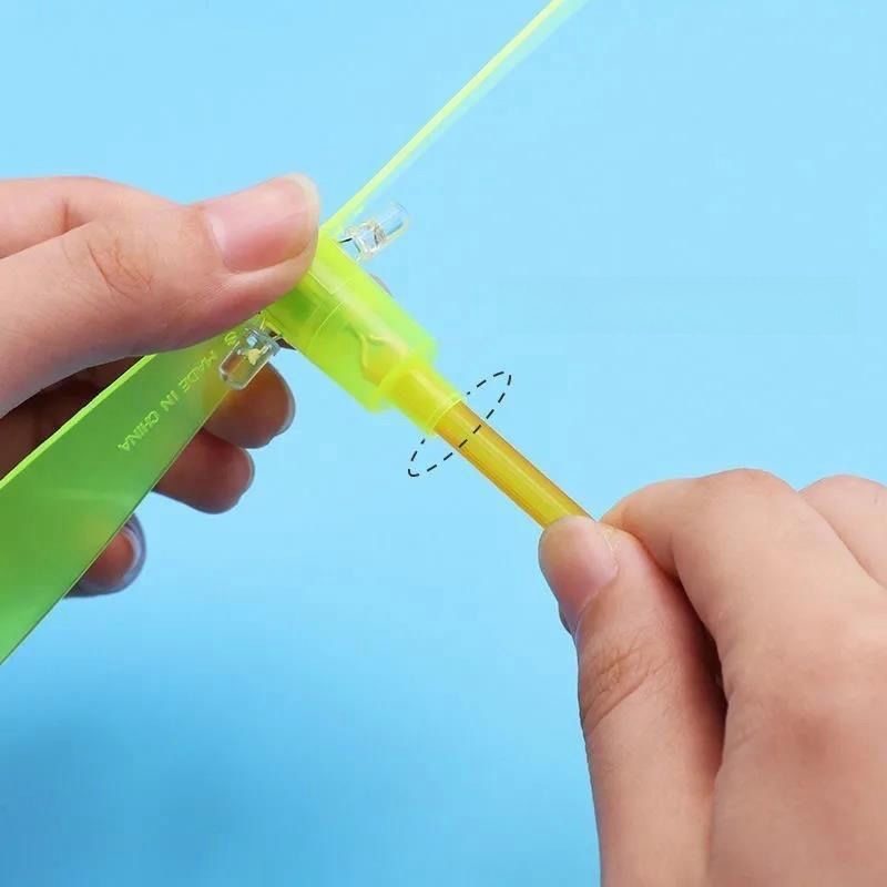Đồ chơi cối xay gió chuồn chuồn bay có đèn led Đèn đồ chơi phát sáng