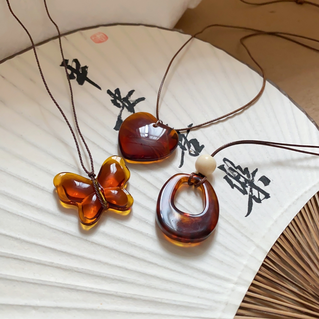 Vòng cổ mặt dây chuyền hình bướm màu nâu cổ điển, phụ kiện thời trang hàng ngày cho nữ