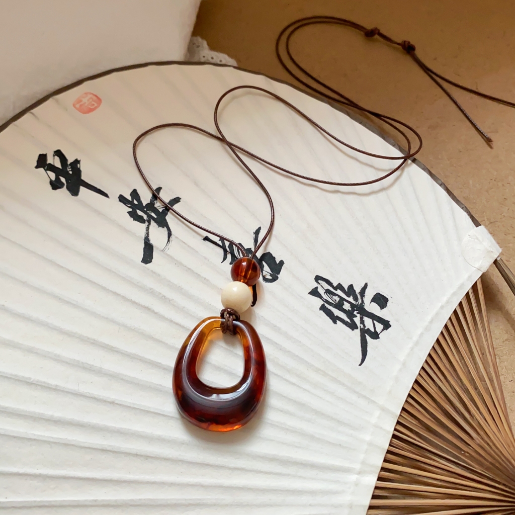 Vòng cổ mặt dây chuyền hình bướm màu nâu cổ điển, phụ kiện thời trang hàng ngày cho nữ