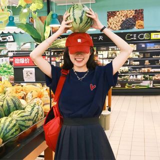 Áo thun nữ oversize baggy 100% cotton, phù hợp thời trang hàng ngày