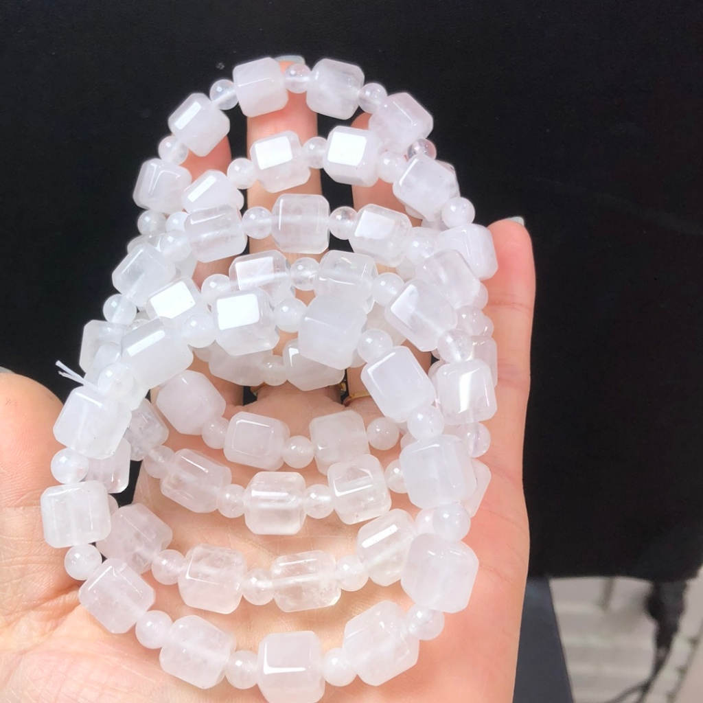 Vòng tay ma pha lê màu trắng tự nhiên - Quà Tặng May Mắn Cho Nữ