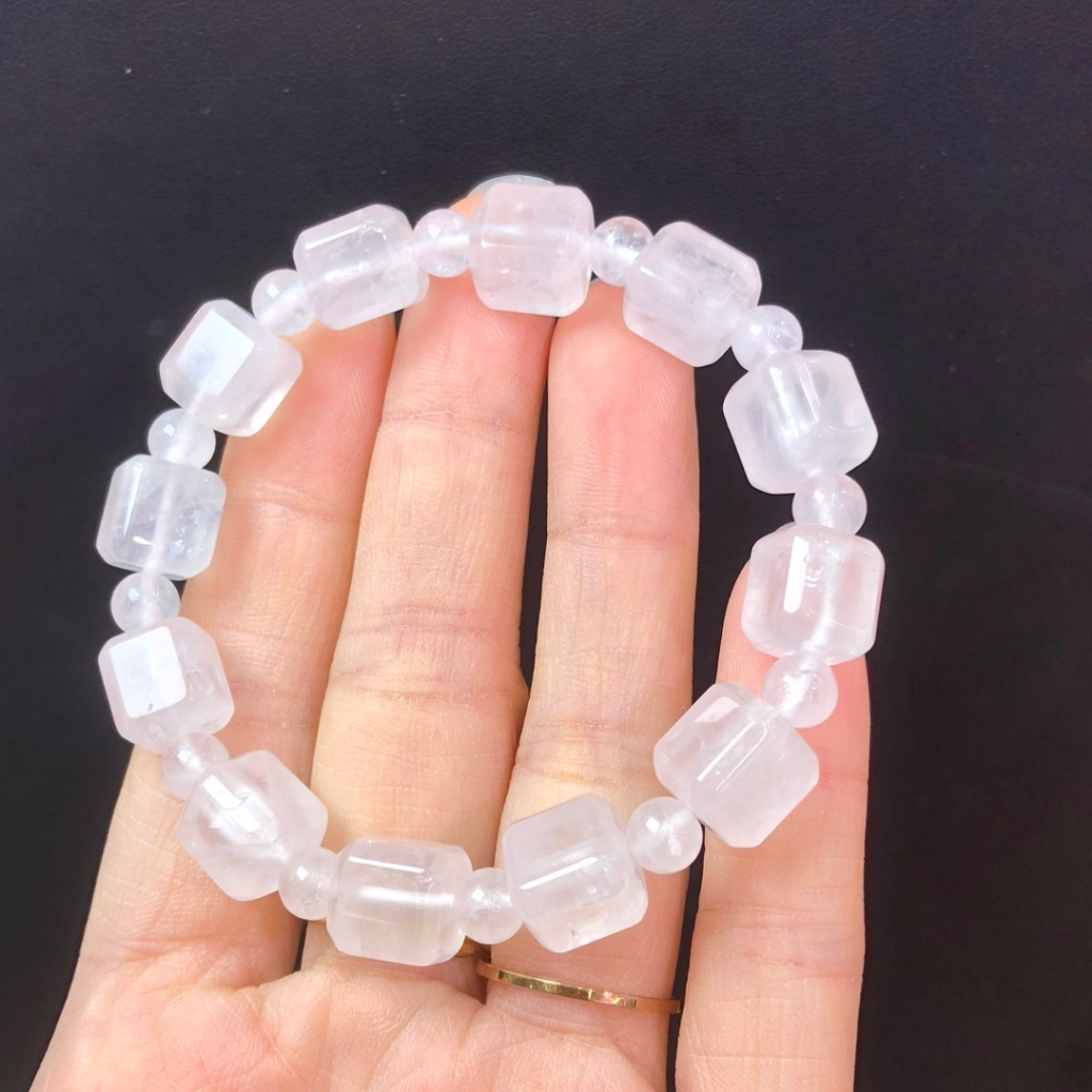 Vòng tay ma pha lê màu trắng tự nhiên - Quà Tặng May Mắn Cho Nữ