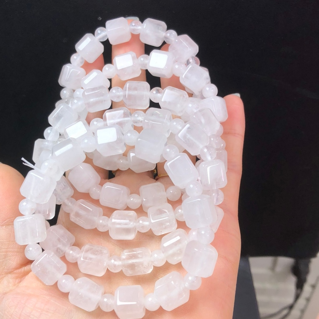 Vòng tay ma pha lê màu trắng tự nhiên - Quà Tặng May Mắn Cho Nữ