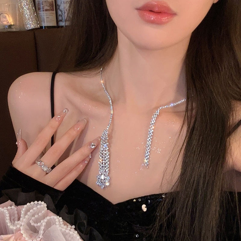 Vòng cổ zircon đá quý và ngọc trai, thiết kế sang trọng và cá tính
