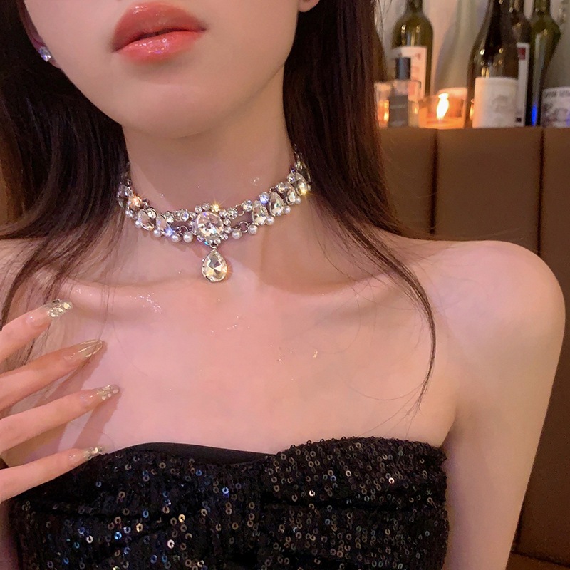 Vòng cổ zircon đá quý và ngọc trai, thiết kế sang trọng và cá tính