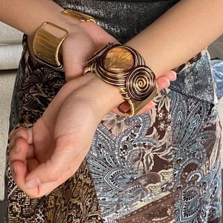 Vòng tay mở pha lê hình vuông với thiết kế Châu Âu và Mỹ, trang sức đơn giản và thanh lịch dành cho nữ