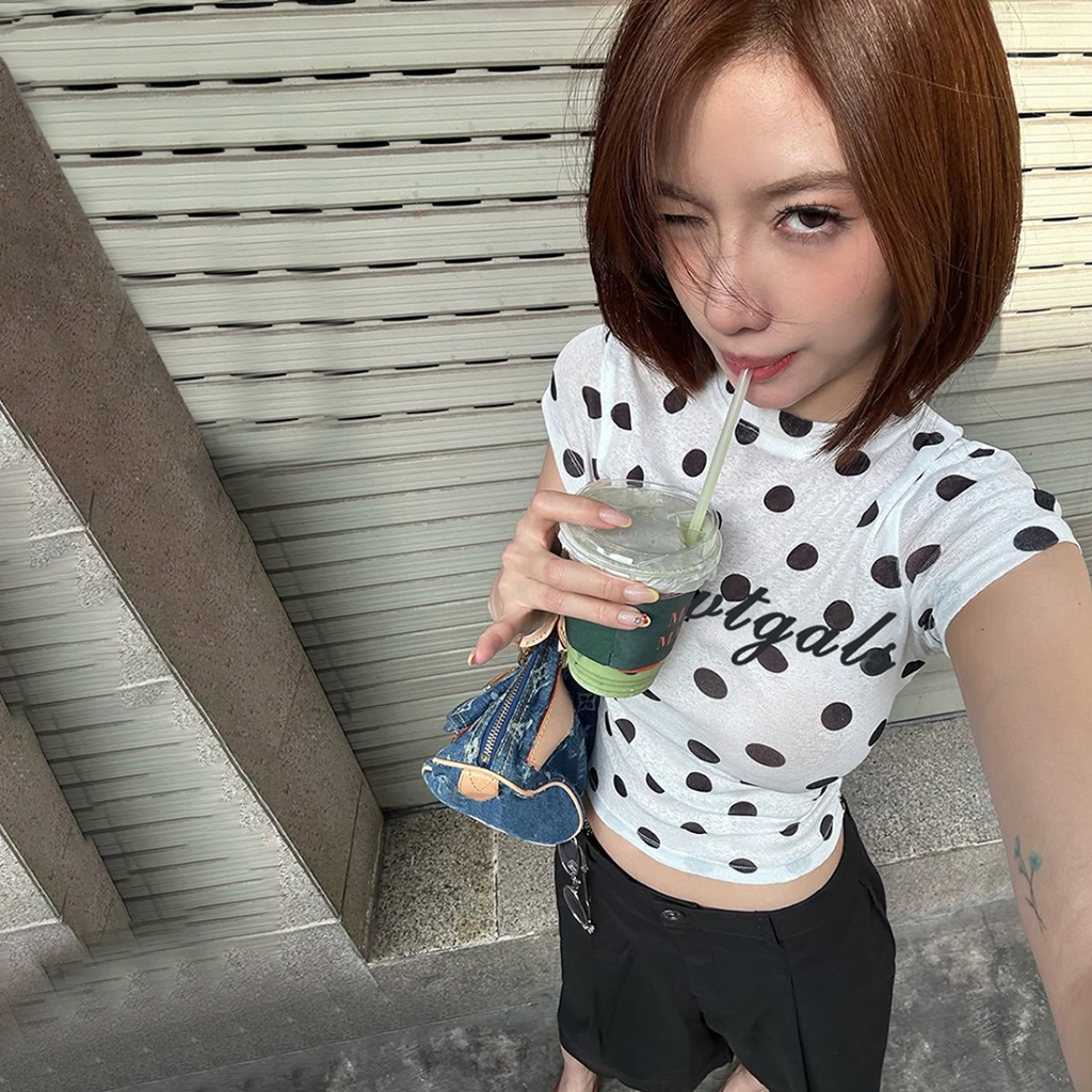 Cutenew Áo Thun Cổ Tròn Tay Ngắn Mỏng Skinny Điểm In Nữ Mùa Hè Gợi Cảm Hot Chick Phong Cách Đường Phố