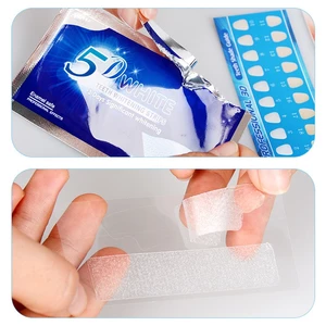 Miếng dán trắng răng bằng than tre hoạt tính tiện dụng