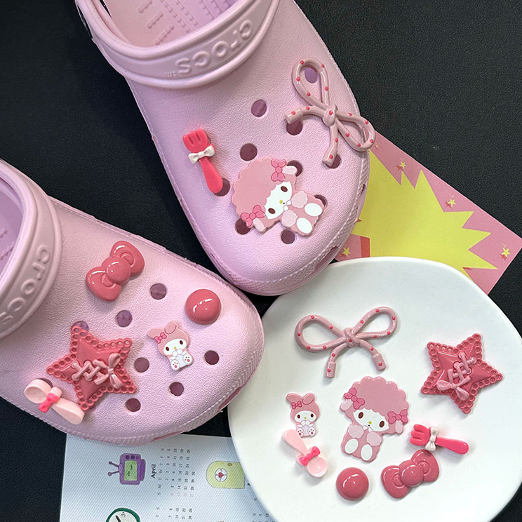 Phụ Kiện Giày Lỗ Hoạt Hình Dễ Thương Cô Gái Trái Tim Giai Điệu Giày Hoa Thích Hợp Cho crocs Khóa Giày DIY Có Thể Tháo Rời Khóa Giày Lỗ Khóa Giày Busch Khóa Giày Zhibixing ins Giày Hoa