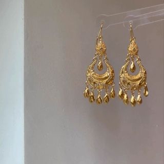 Bông tai tua rua màu vàng phong cách retro Trung Hoa mới với thiết kế tua rua dài cao cấp