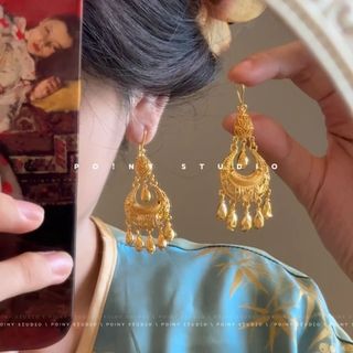 Bông tai tua rua màu vàng phong cách retro Trung Hoa mới với thiết kế tua rua dài cao cấp