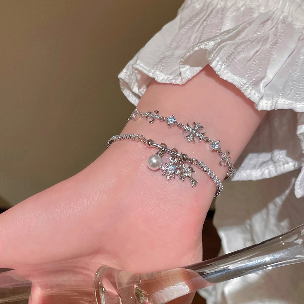 Đồ trang sức nữ thời trang Hàn Quốc: Bộ mặt dây chuyền và vòng tay hạt thập tự zircon