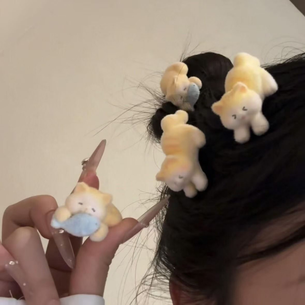 Kẹp Tóc Hình Mèo Con Ăn Cá Flocking - Quà Tặng Perfect Cho Các Sự Kiện Lễ Hội
