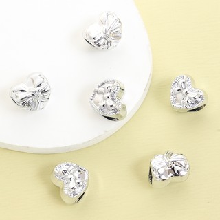 Miếng đệm hạt với thiết kế nơ, phù hợp làm vòng tay, móc khóa và trang trí quần áo theo phong cách Y2K