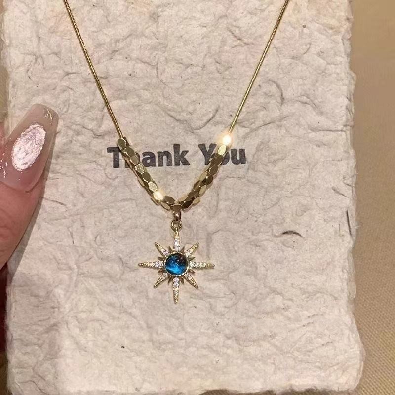 Dây chuyền ngôi sao xanh zircon thiết kế xương cổ cao cấp, phù hợp cho phụ kiện thời trang sang trọng