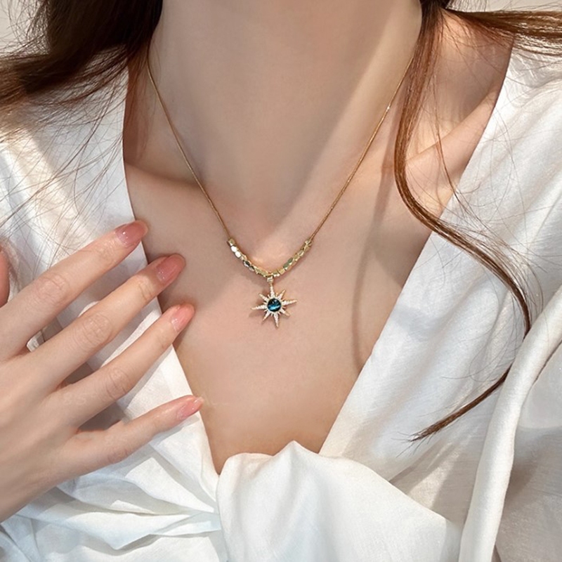 Dây chuyền ngôi sao xanh zircon thiết kế xương cổ cao cấp, phù hợp cho phụ kiện thời trang sang trọng