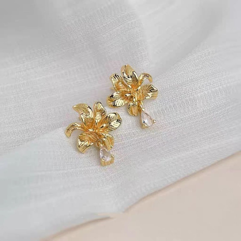Bông tai hình hoa Lily tinh tế, thích hợp cho nữ, cá tính cao cấp