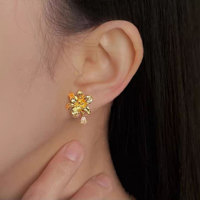 Bông tai hình hoa Lily tinh tế, thích hợp cho nữ, cá tính cao cấp