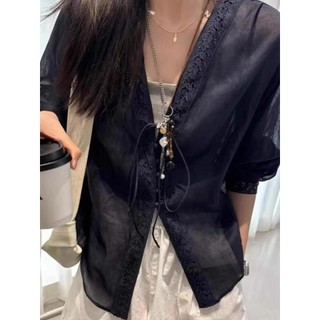 Áo sơmi tay dài nữ, cổ chữ V thêu ren, style Hàn Quốc
