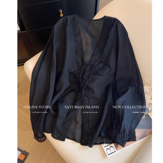 Áo sơmi tay dài nữ, cổ chữ V thêu ren, style Hàn Quốc
