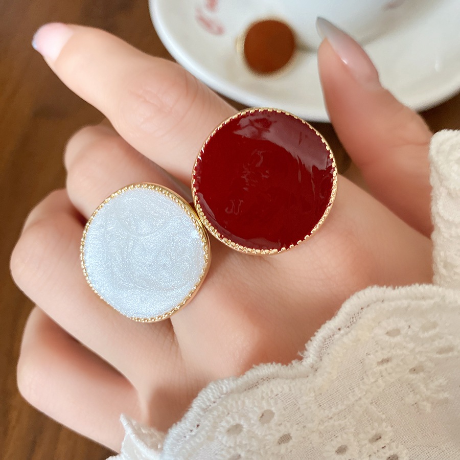Vòng cổ xương đòn cổ điển kiểu Pháp, phù hợp mọi dịp, thiết kế sang trọng và cao cấp