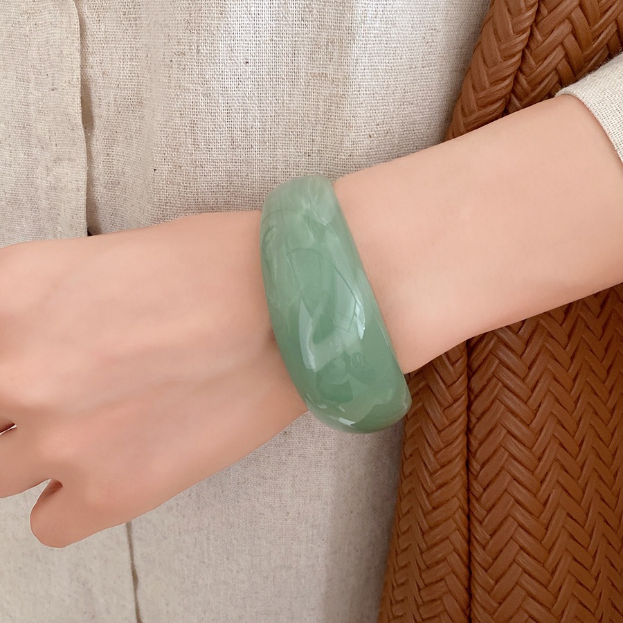 Vòng tay cổ điển với bảng màu Âu Mỹ đơn giản, thời trang - Phụ kiện thanh lịch cho nữ