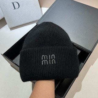 Mũ len dệt kim ấm áp mùa đông, họa tiết chữ trendy cho cả nam và nữ