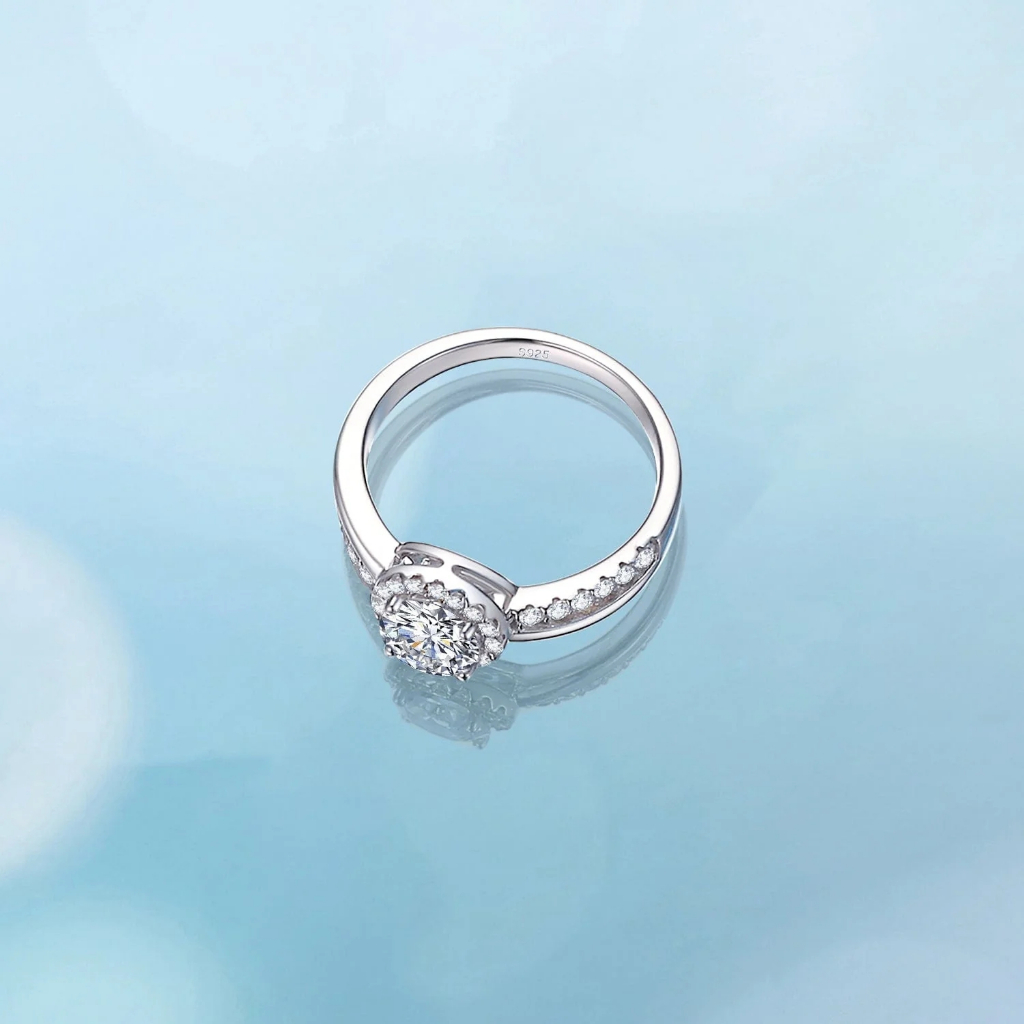 Nhẫn bạc Moissanite cắt tròn FanciMe