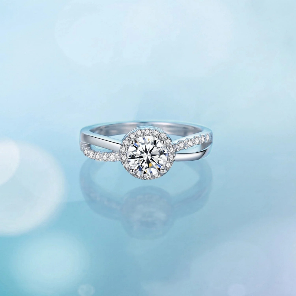 Nhẫn bạc Moissanite cắt tròn FanciMe