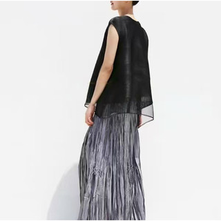 Miyake Xếp Ly Quần Áo Mùa Hè Phong Cách Mới Cổ Tròn Màu Trơn Nhỏ Bay Tay Gạc Top Tính Khí Thời Trang Mỏng Hơn Nhìn Cao Cấp