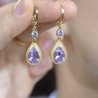 Bông Tai Kim Cương Giả Thiết Kế Tinh Tế, Ánh Sáng Sang Trọng