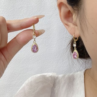 Bông Tai Kim Cương Giả Thiết Kế Tinh Tế, Ánh Sáng Sang Trọng