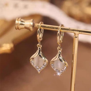 Bông tai retro tinh tế với kim cương giả xanh, phong cách thanh lịch cao cấp
