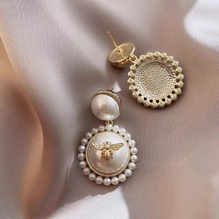 Bông tai ngọc trai hình ong phong cách Pháp - Thời thượng và Sang Trọng, Thiết Kế Nhẹ Nhàng