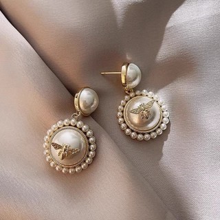 Bông tai ngọc trai hình ong phong cách Pháp - Thời thượng và Sang Trọng, Thiết Kế Nhẹ Nhàng