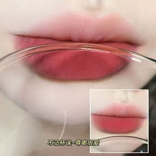 Son môi chống dính NOVO - Velvet Matte tự nhiên Chống thấm nước & Chống nhòe Khóa lâu Màu sắc sắc tố cao Trang điểm môi 9003