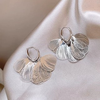 Bông tai tua rua thiết kế cánh bướm nhẹ nhàng, phong cách hiện đại cao cấp