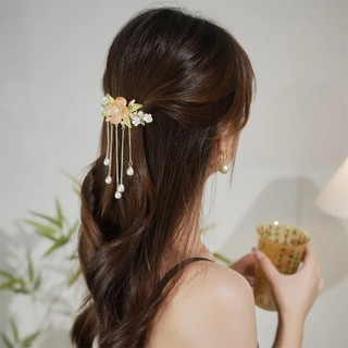 Kẹp tóc phong cách cổ điển Trung Hoa, phù hợp mùa xuân với thiết kế tạo kiểu sau đầu
